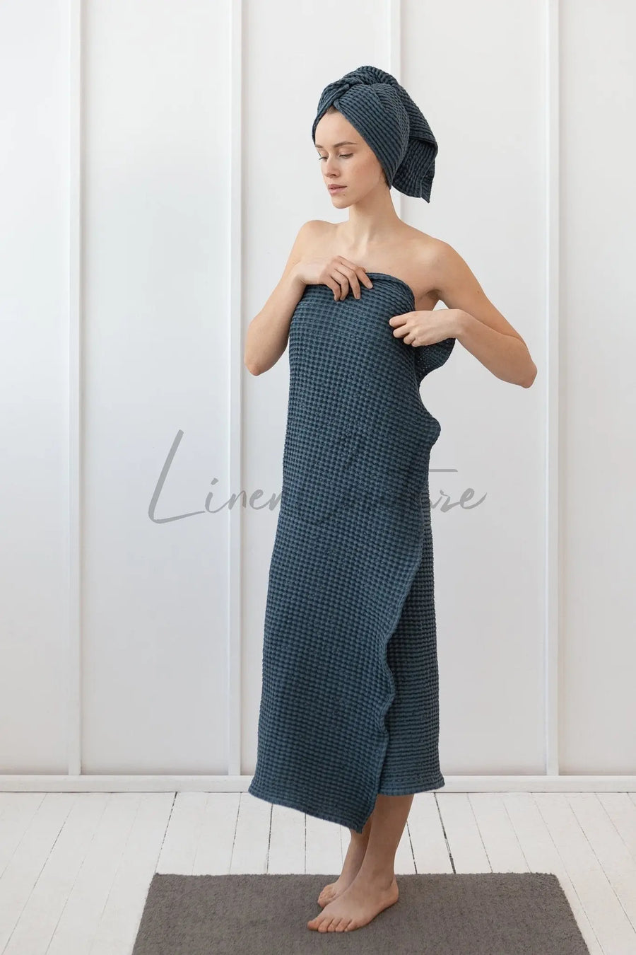 Asphalt Grey linen waffle towel