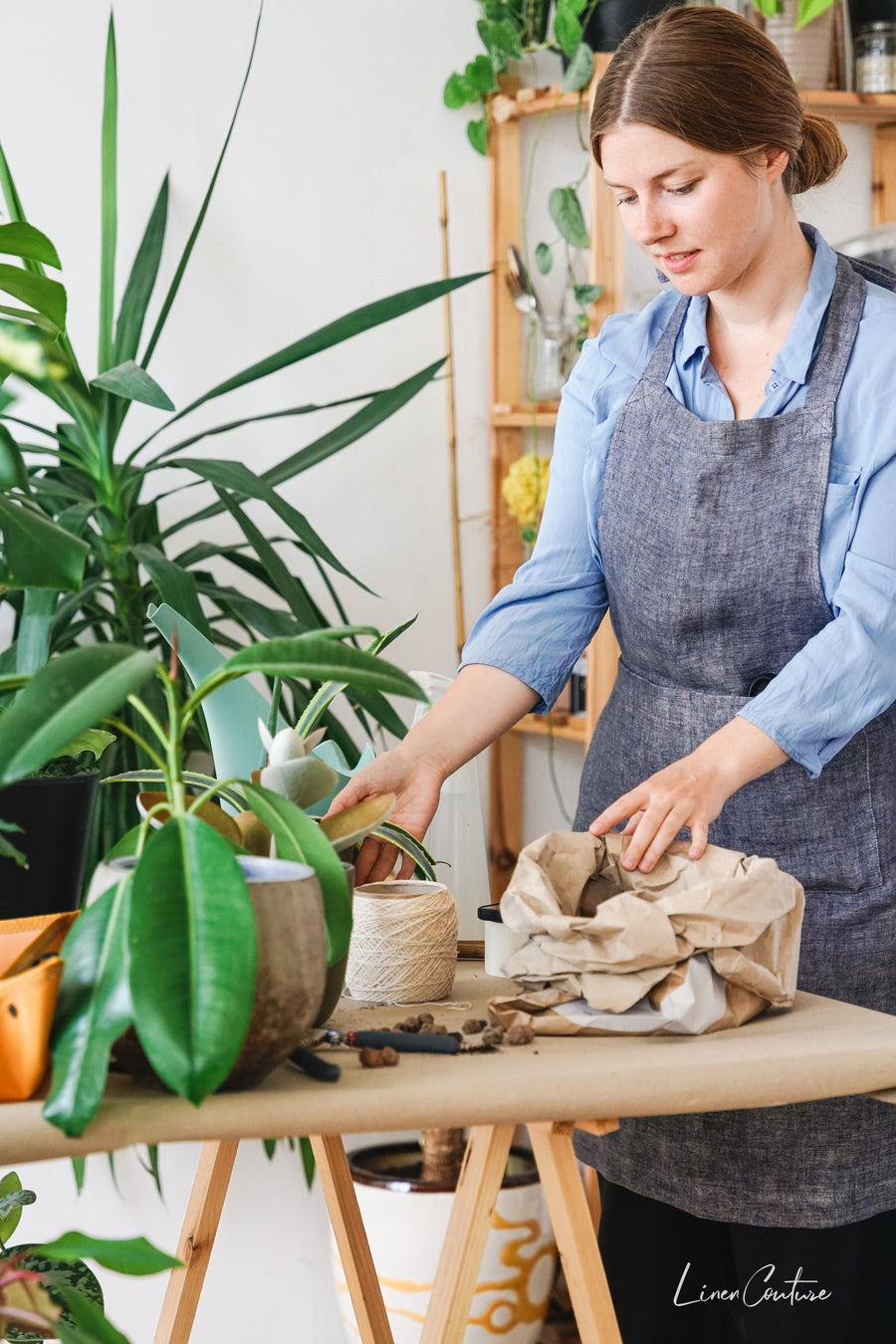 Reversible double cloth Linen Apron with PocketsLinen Couture