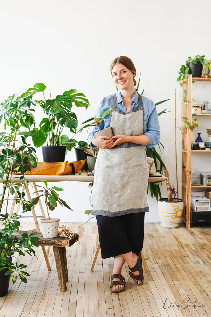 Reversible double cloth Linen Apron with PocketsLinen Couture