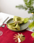 Christmas Pear Linen Dinner Napkins - Linen Couture Boutique