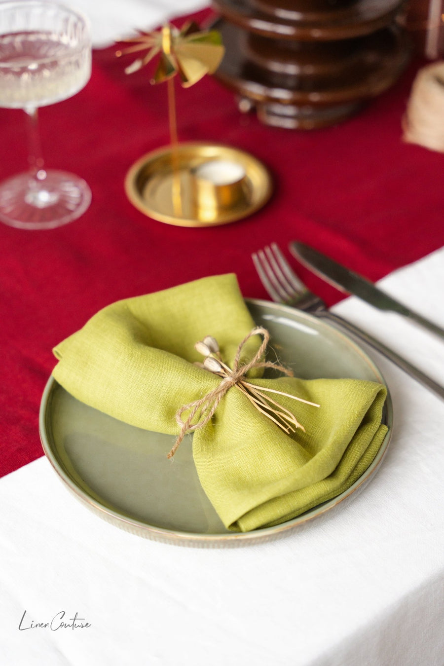 Christmas Pear Linen Dinner Napkins - Linen Couture