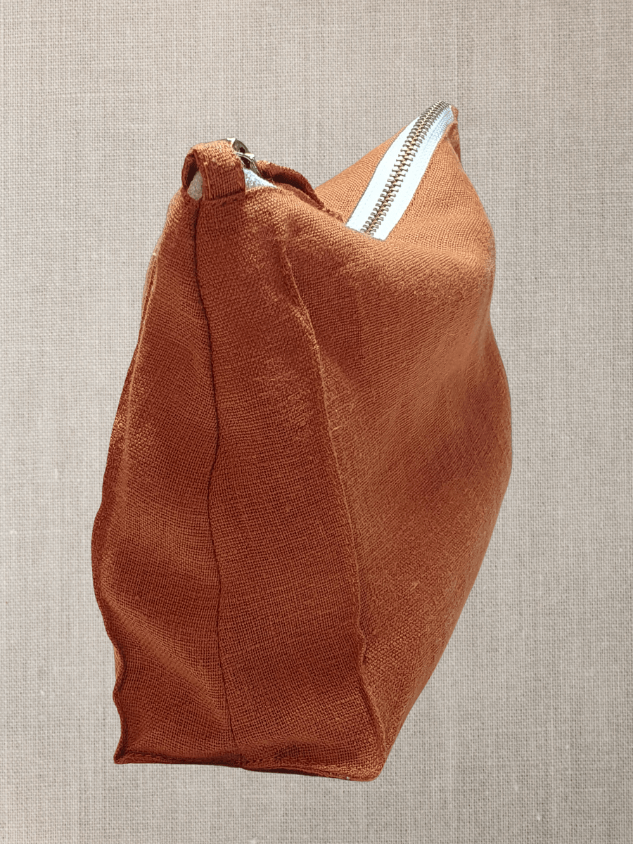 Light Chestnut linen toiletry bag - Linen Couture